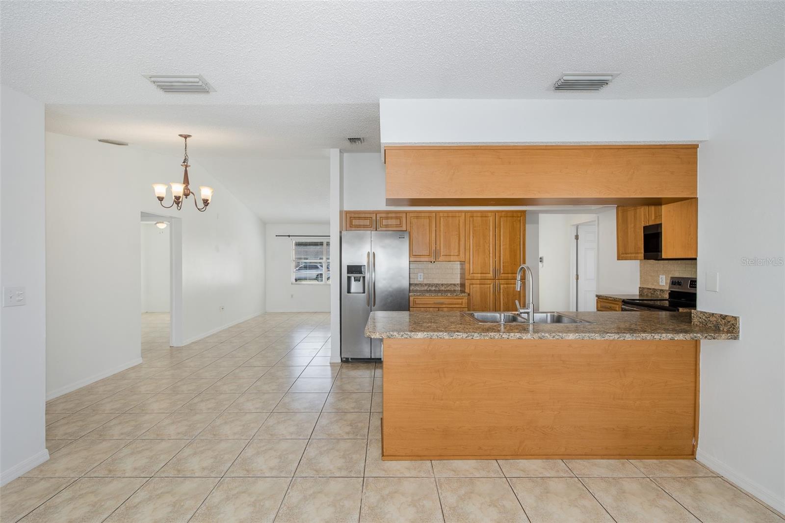 8231 MATTHEW DR