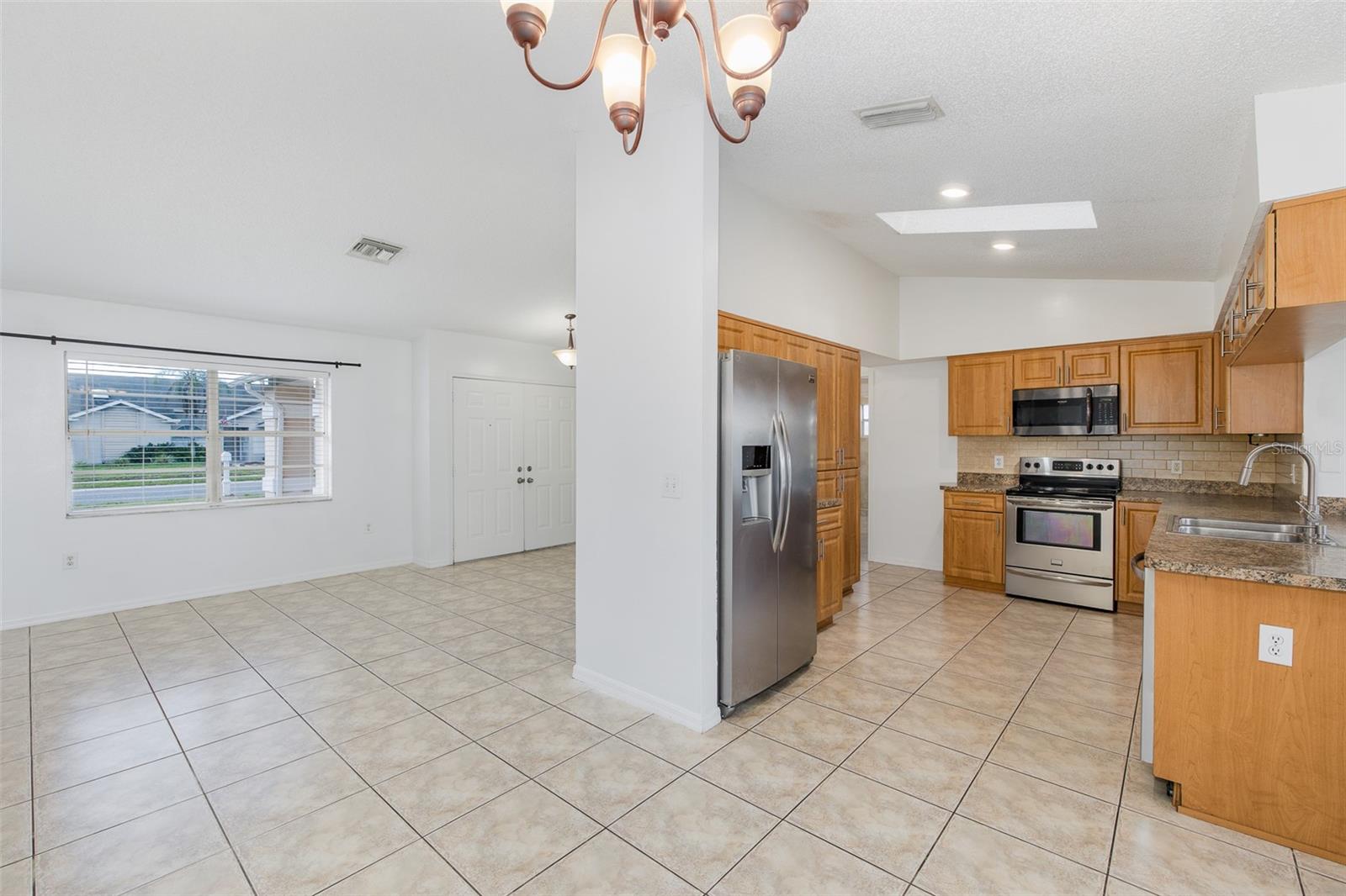 8231 MATTHEW DR