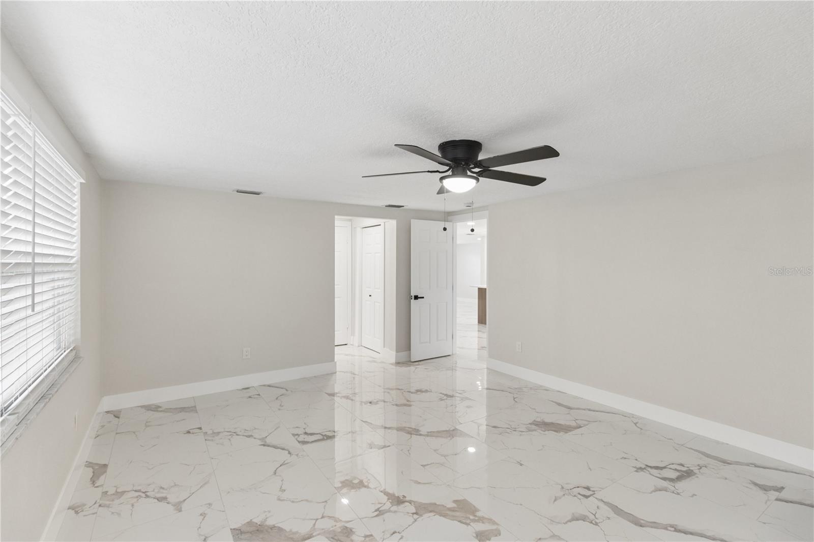 8811 LIDO LN