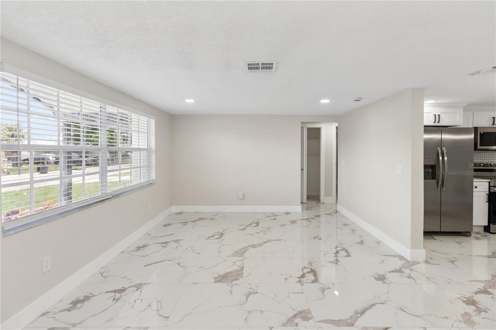 8811 LIDO LN