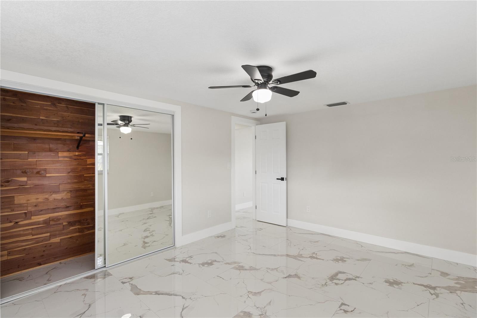 8811 LIDO LN