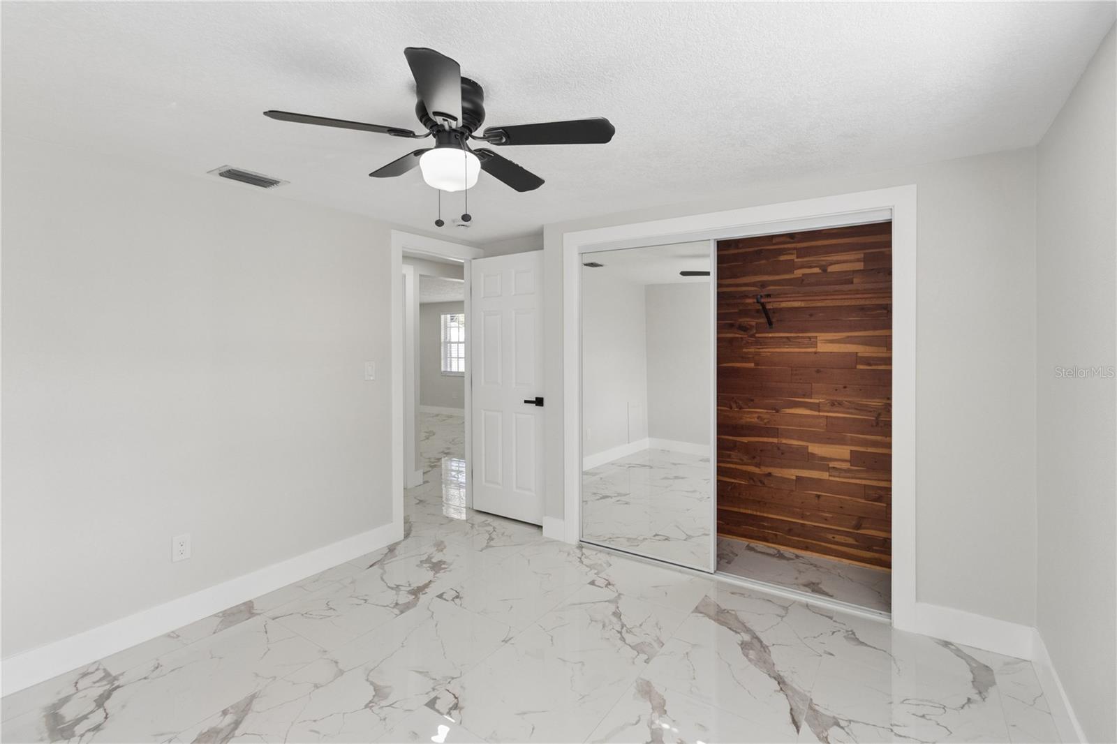 8811 LIDO LN