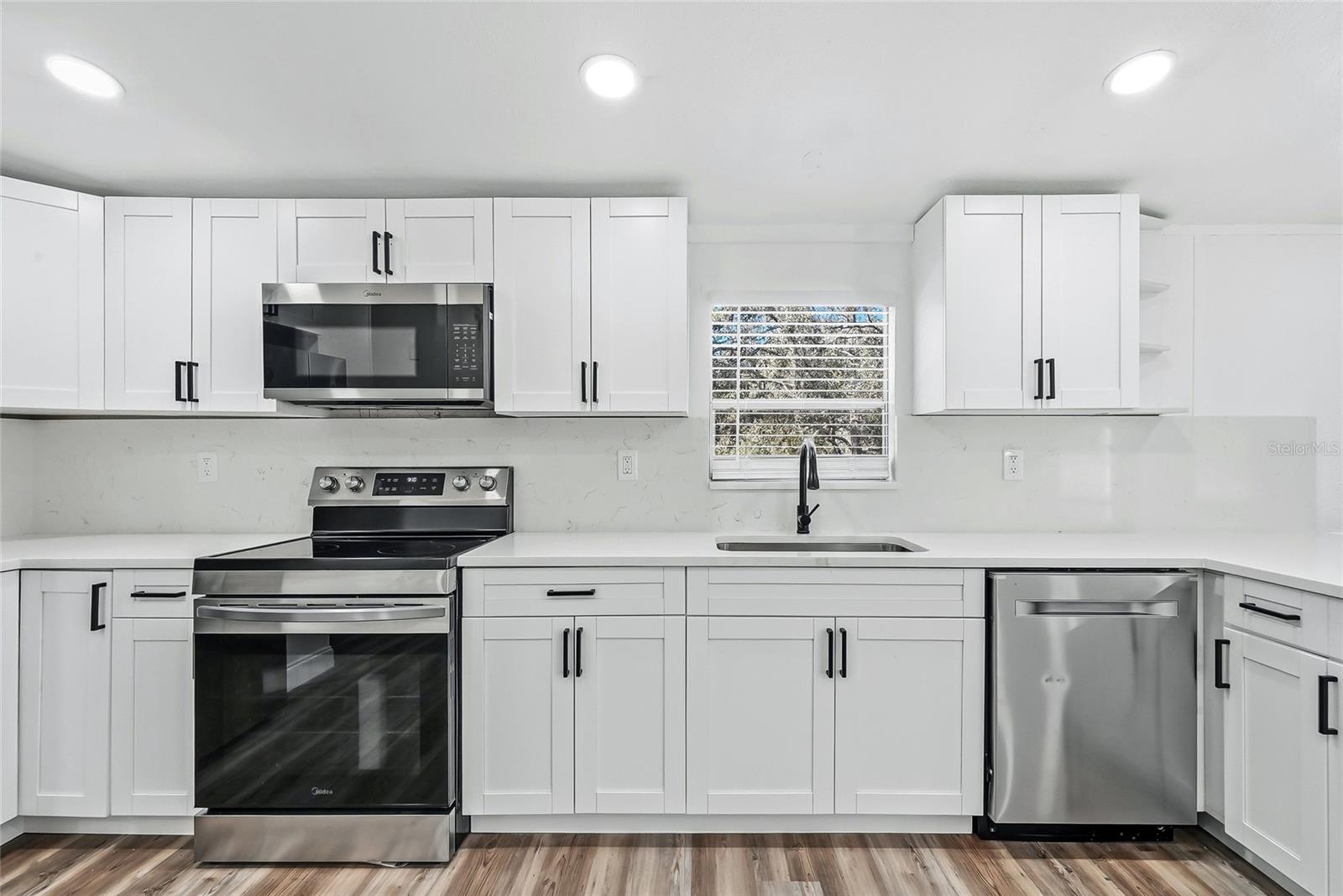 18200 NORMANDEAU ST