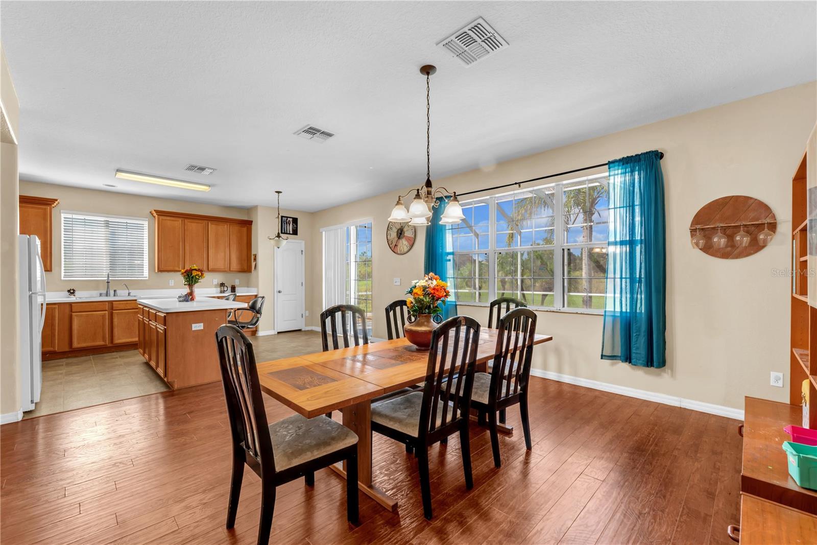 18801 SUNTERRA DR