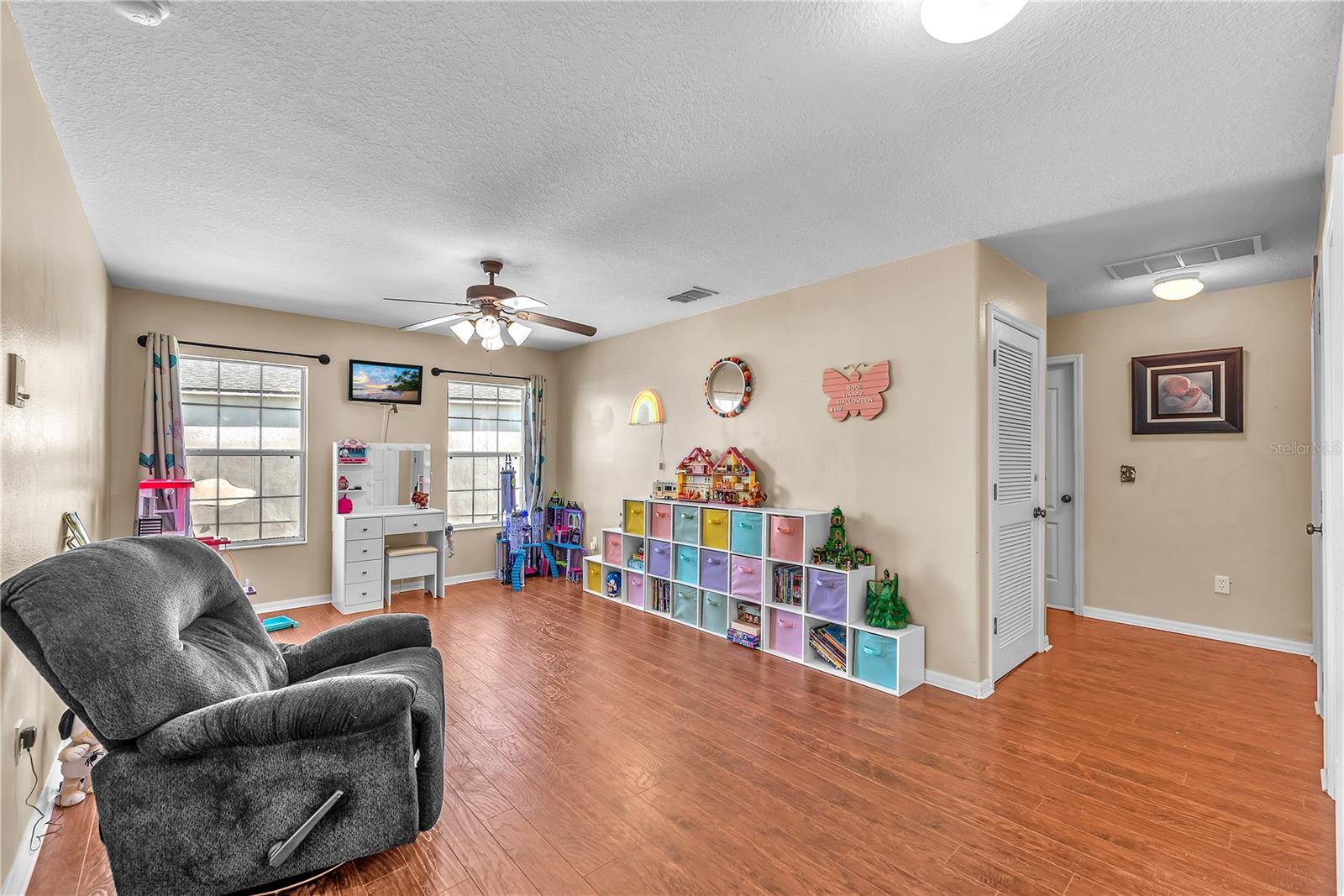 18801 SUNTERRA DR