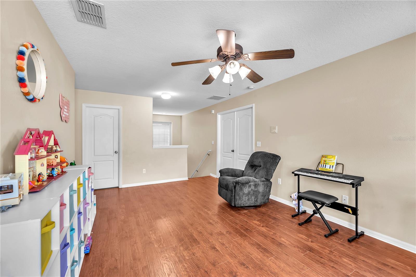18801 SUNTERRA DR