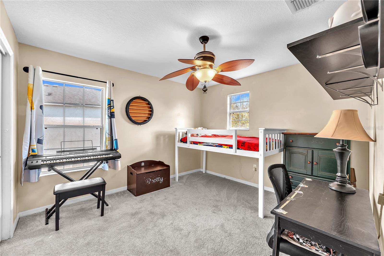 18801 SUNTERRA DR