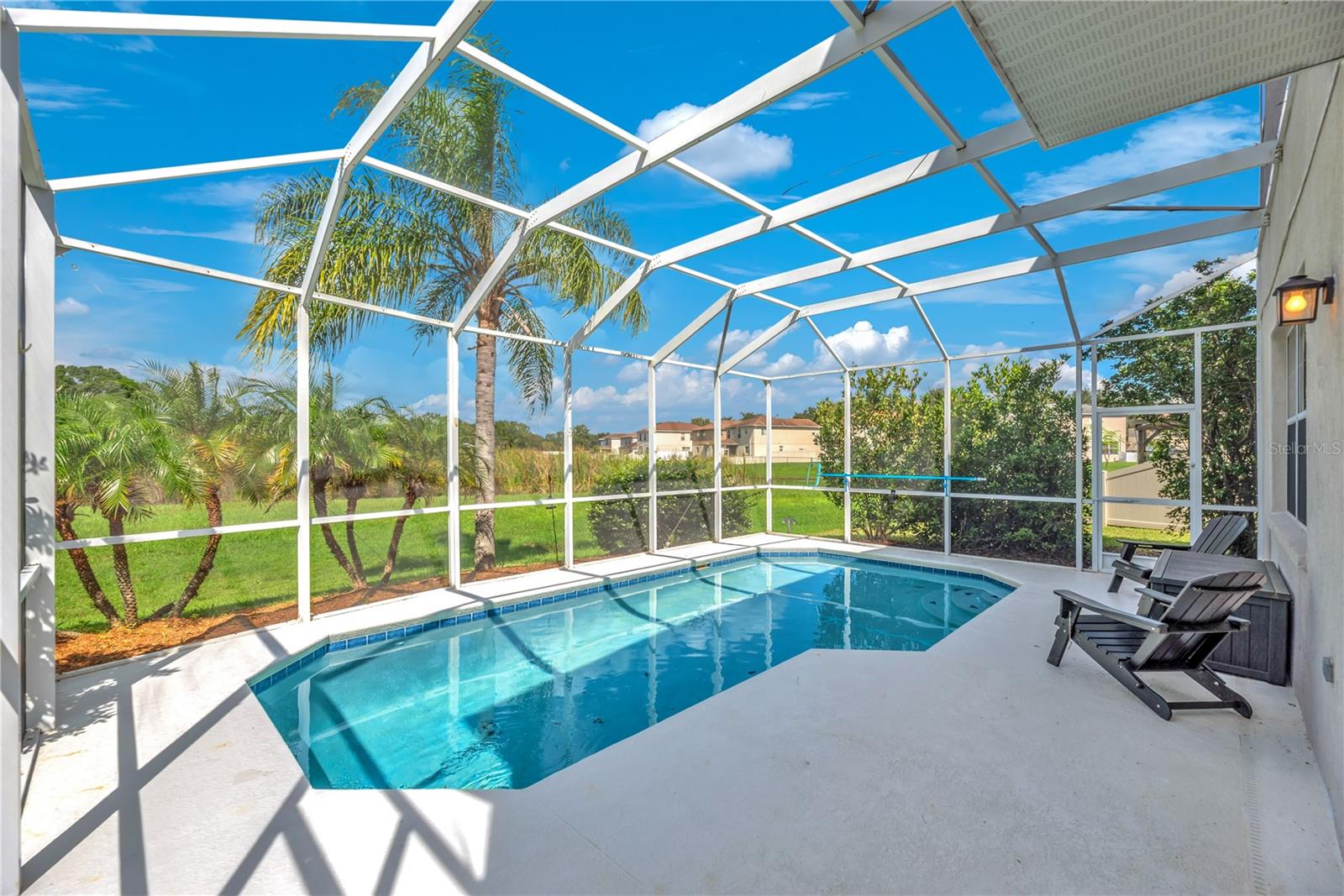 18801 SUNTERRA DR