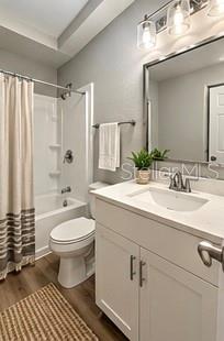 4312 LITHIA PINECREST RD