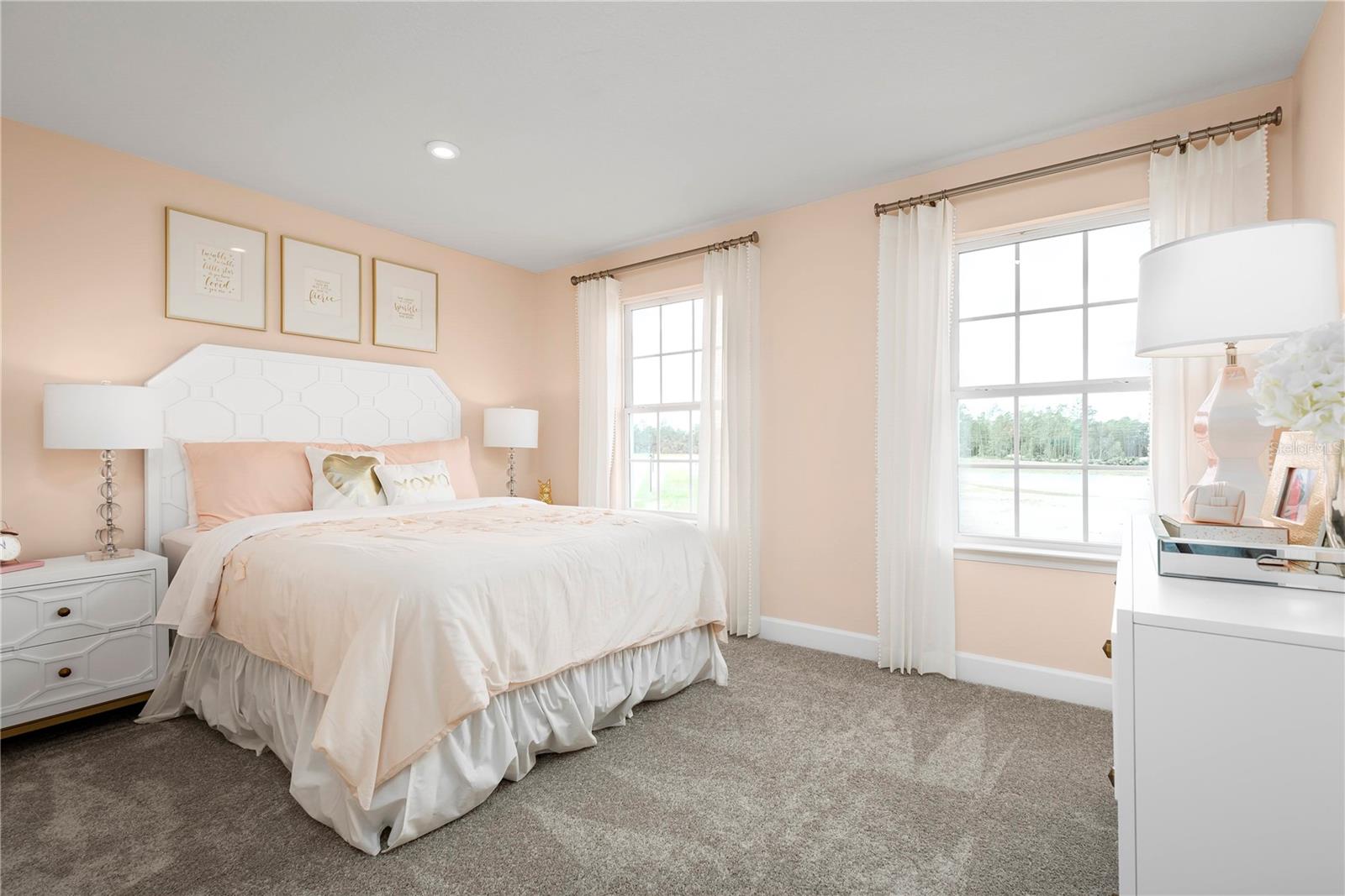 2486 WHITE LADYFISH RD