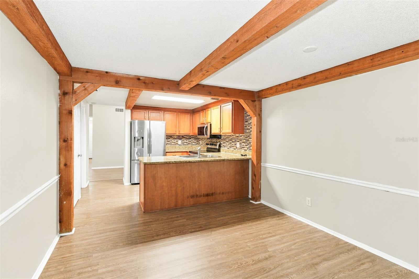10102 HICKORY HOLLOW CT