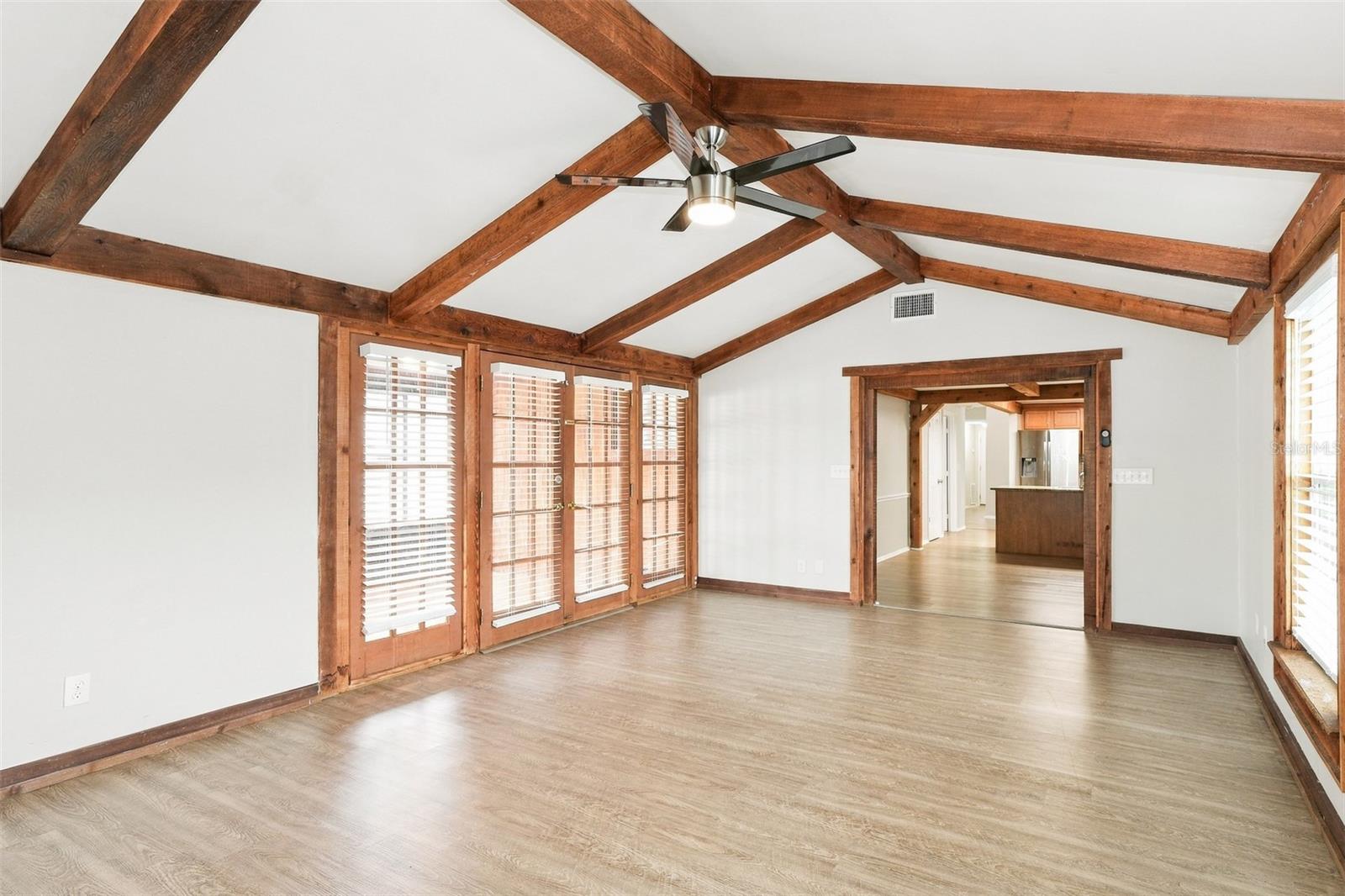 10102 HICKORY HOLLOW CT