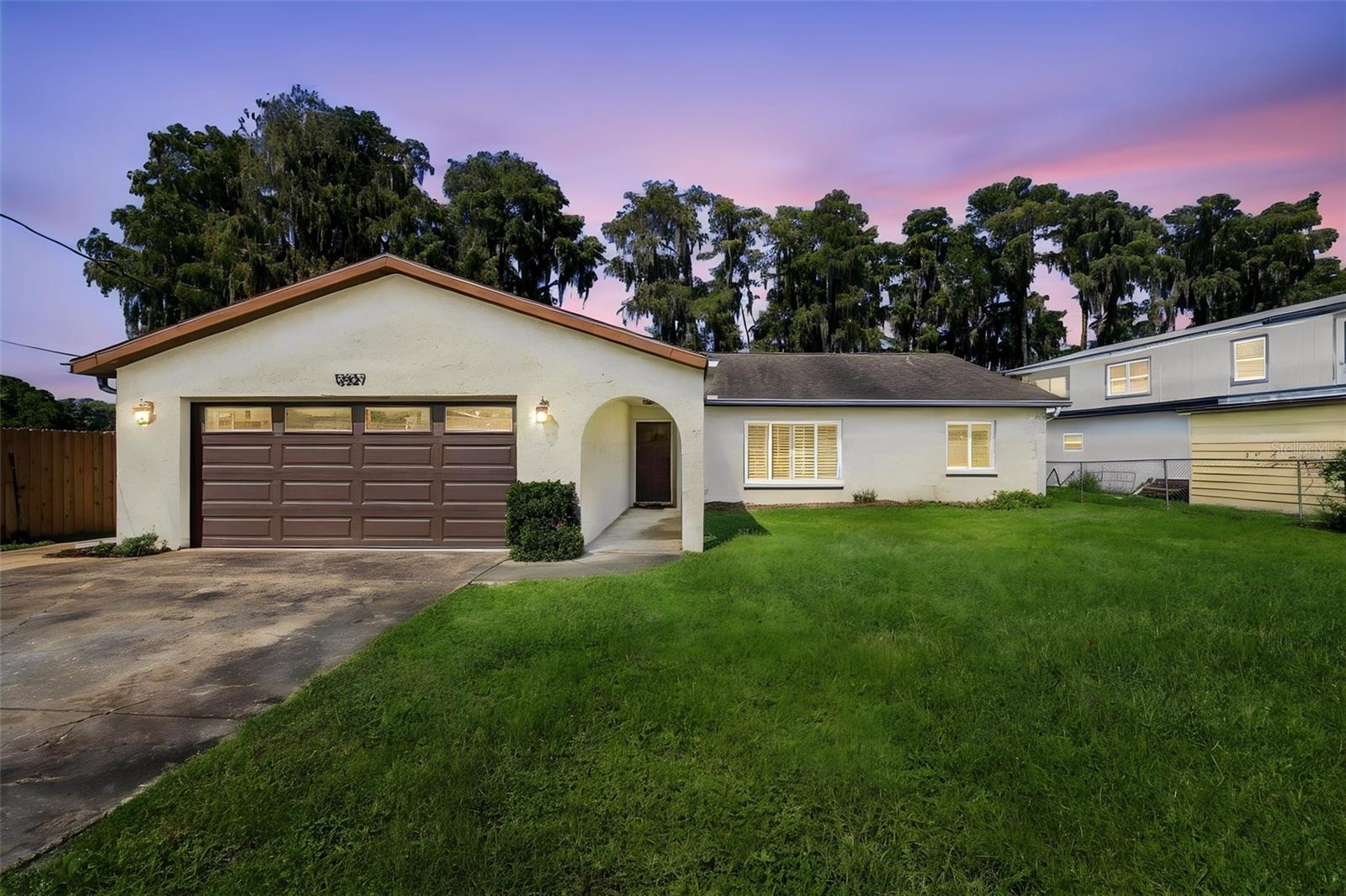 12527 LACEY DR