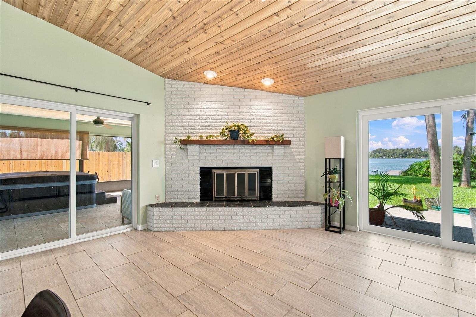 12527 LACEY DR