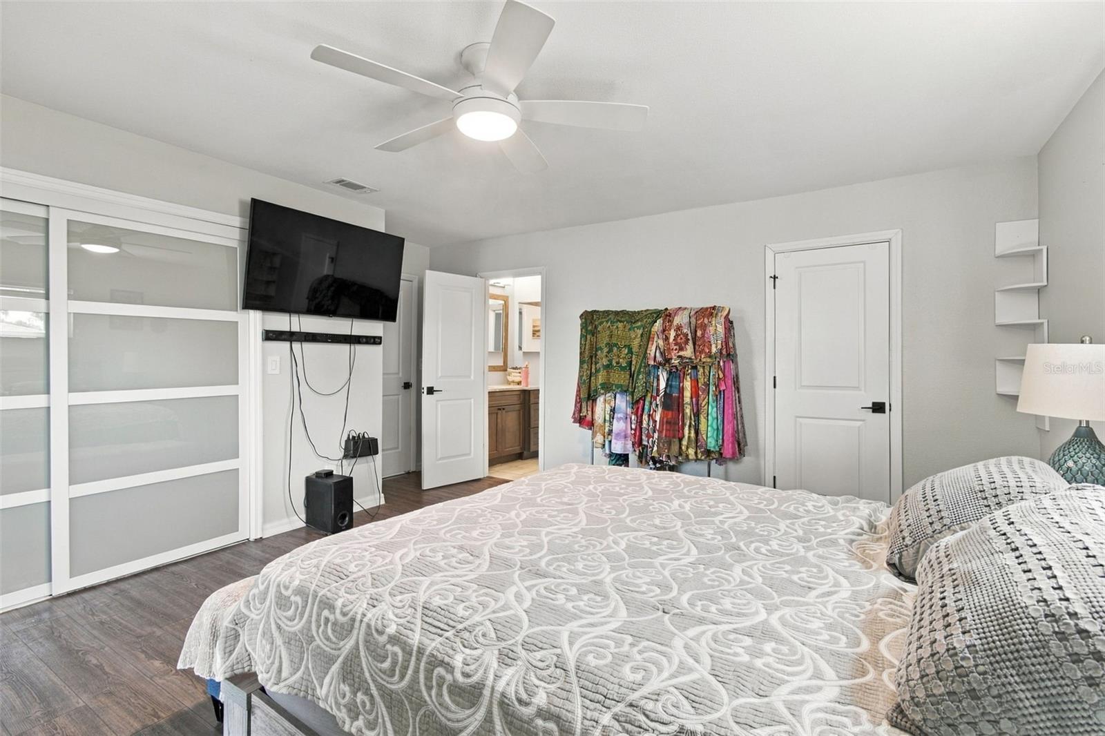 12527 LACEY DR