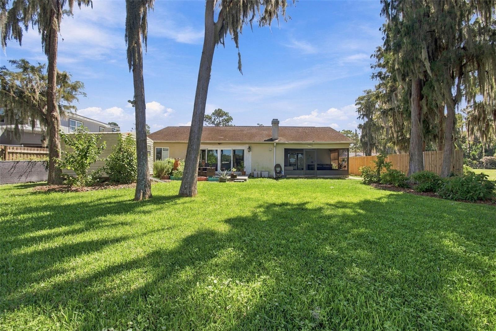 12527 LACEY DR