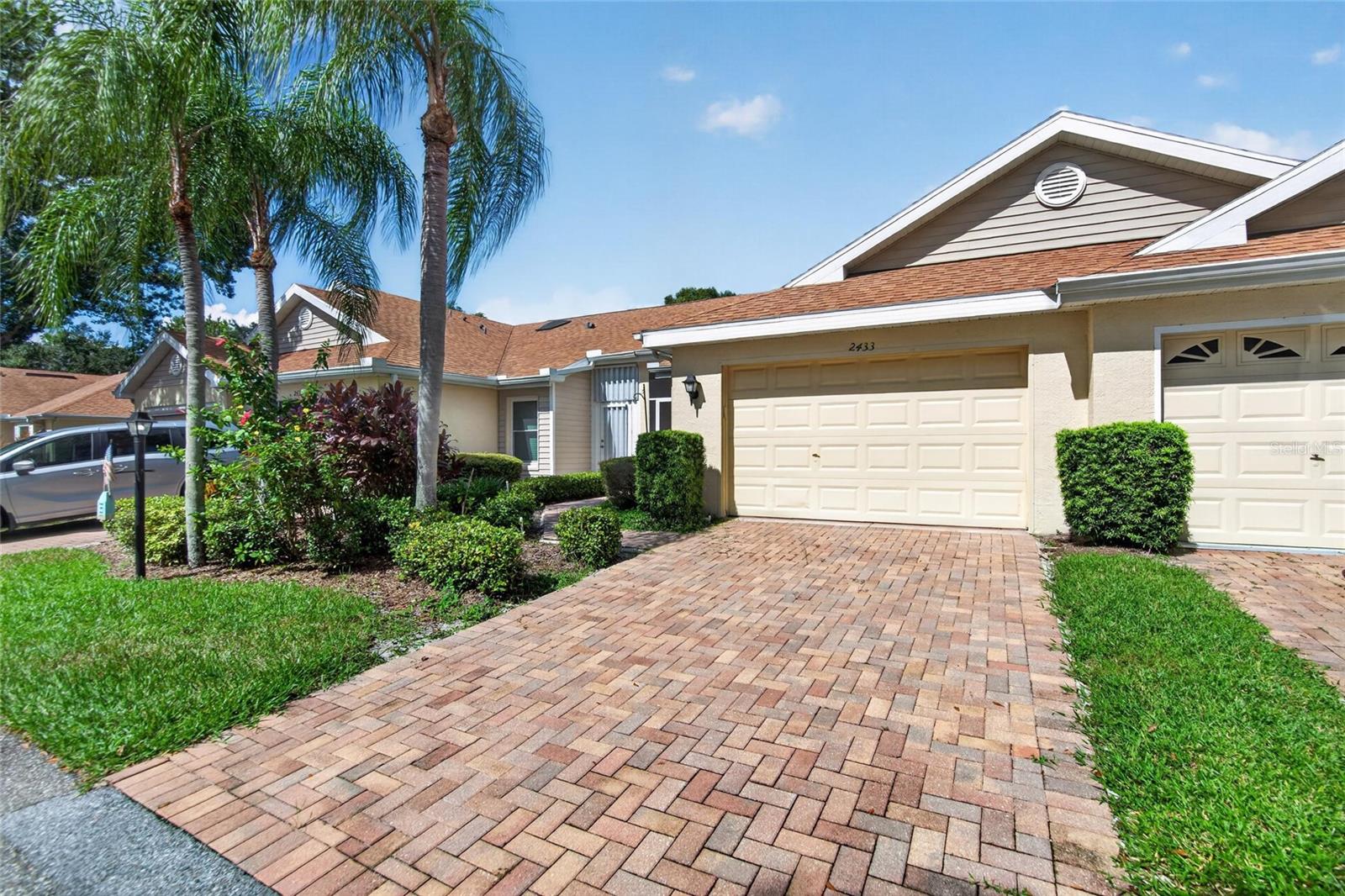 2433 NEW HAVEN CIR