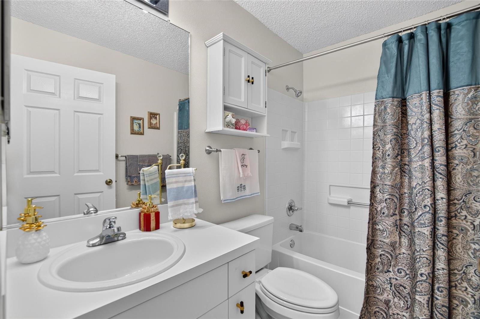 2433 NEW HAVEN CIR
