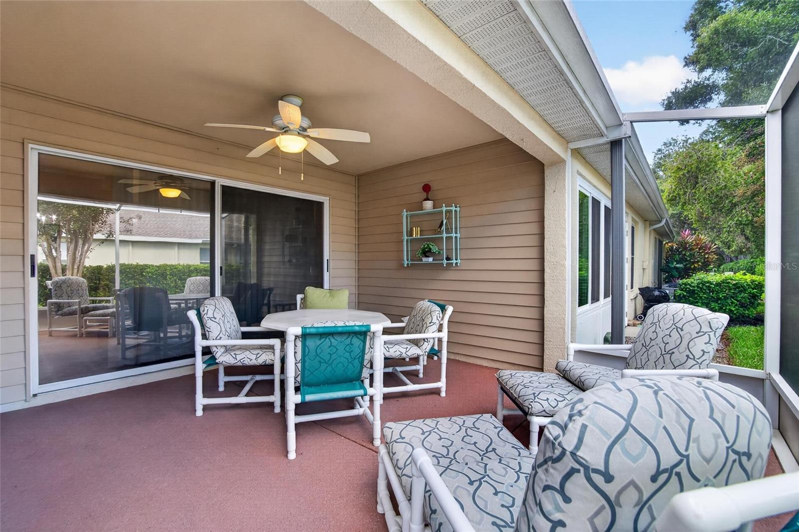 2433 NEW HAVEN CIR