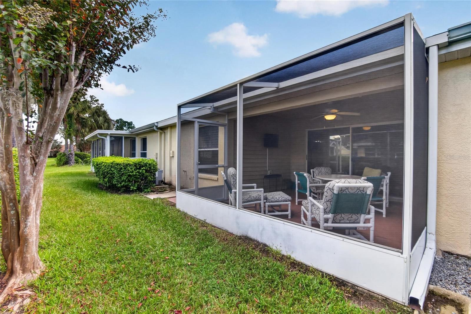 2433 NEW HAVEN CIR