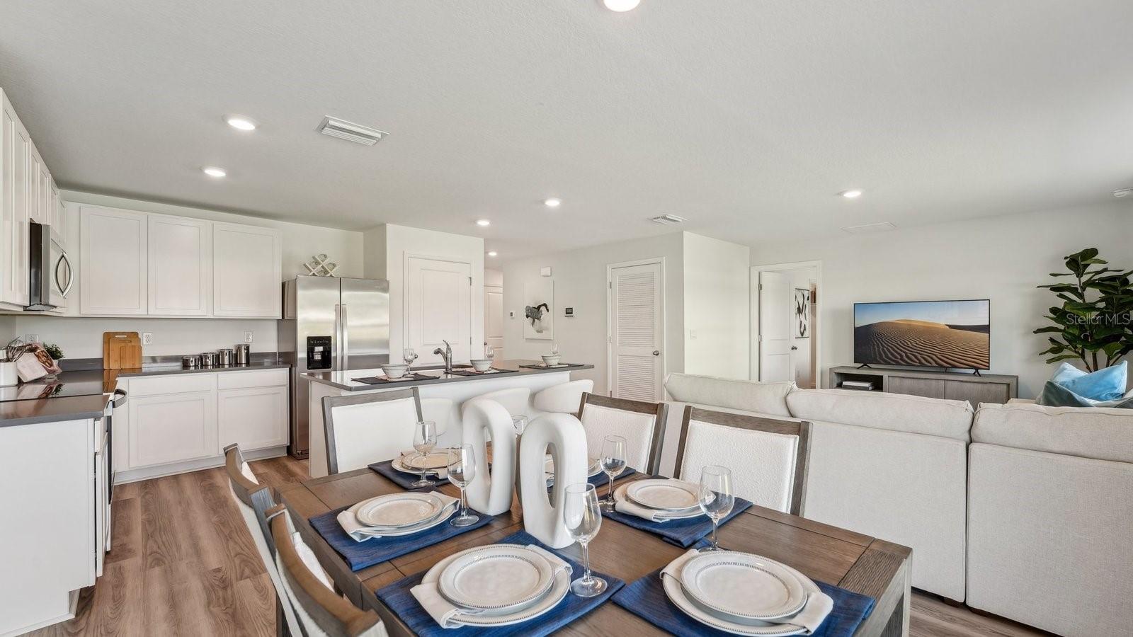 1117 ARROWHEAD VINE CT