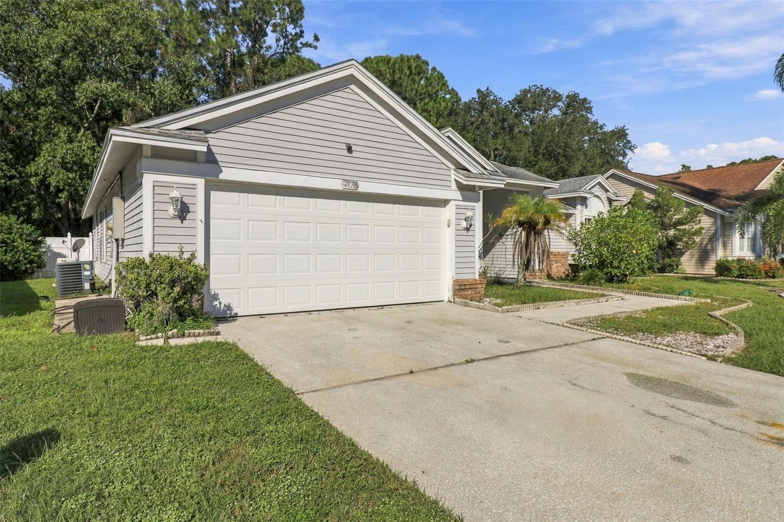 7828 LAKE PLACID LN