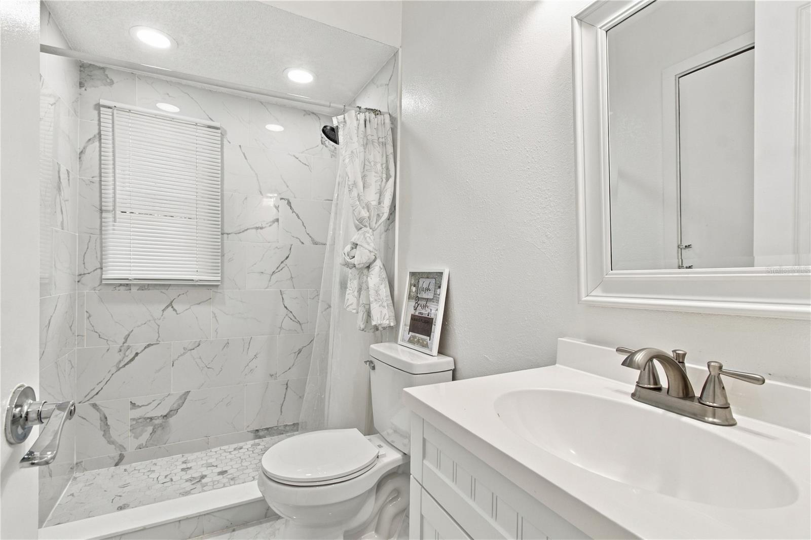 305 LIME TREE RD
