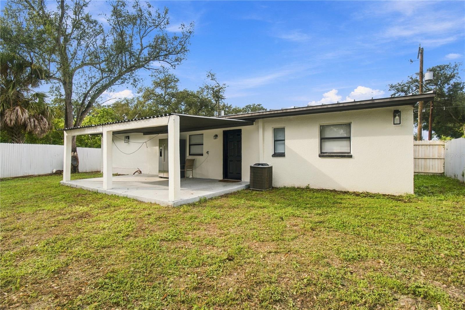 305 LIME TREE RD