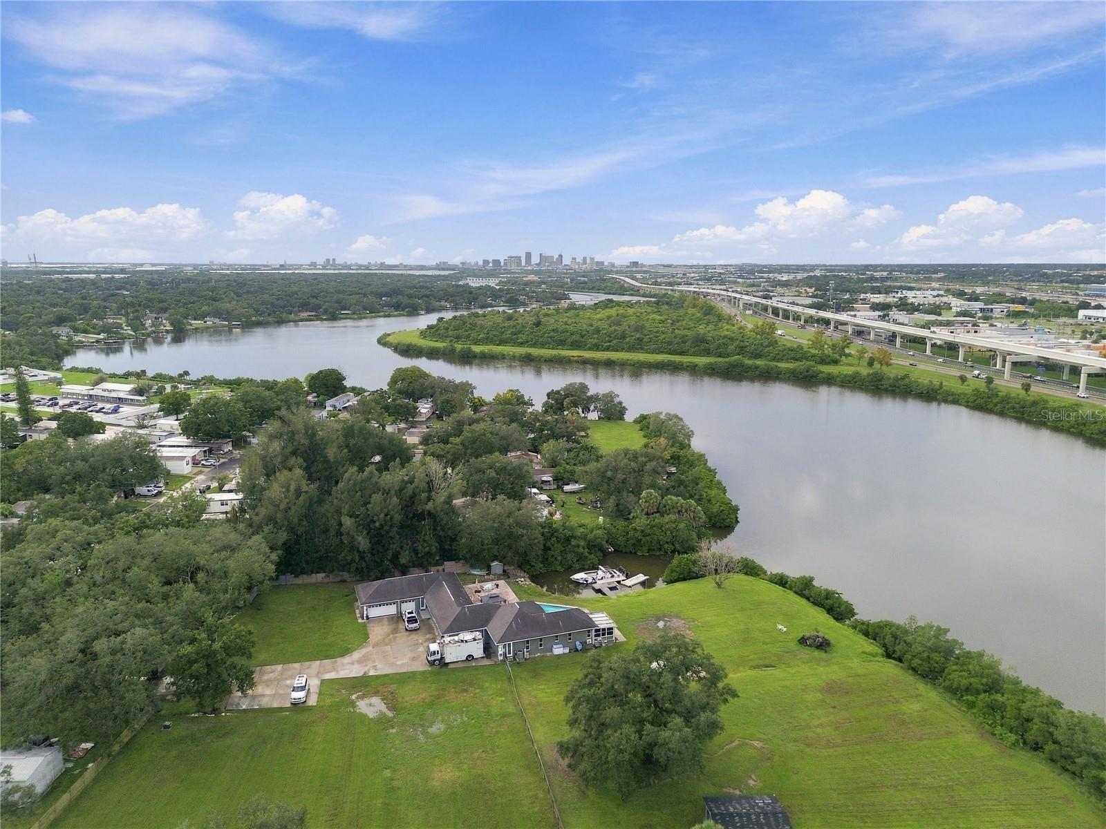 305 LIME TREE RD