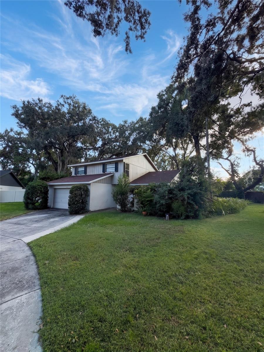 14714 OAK VINE DR