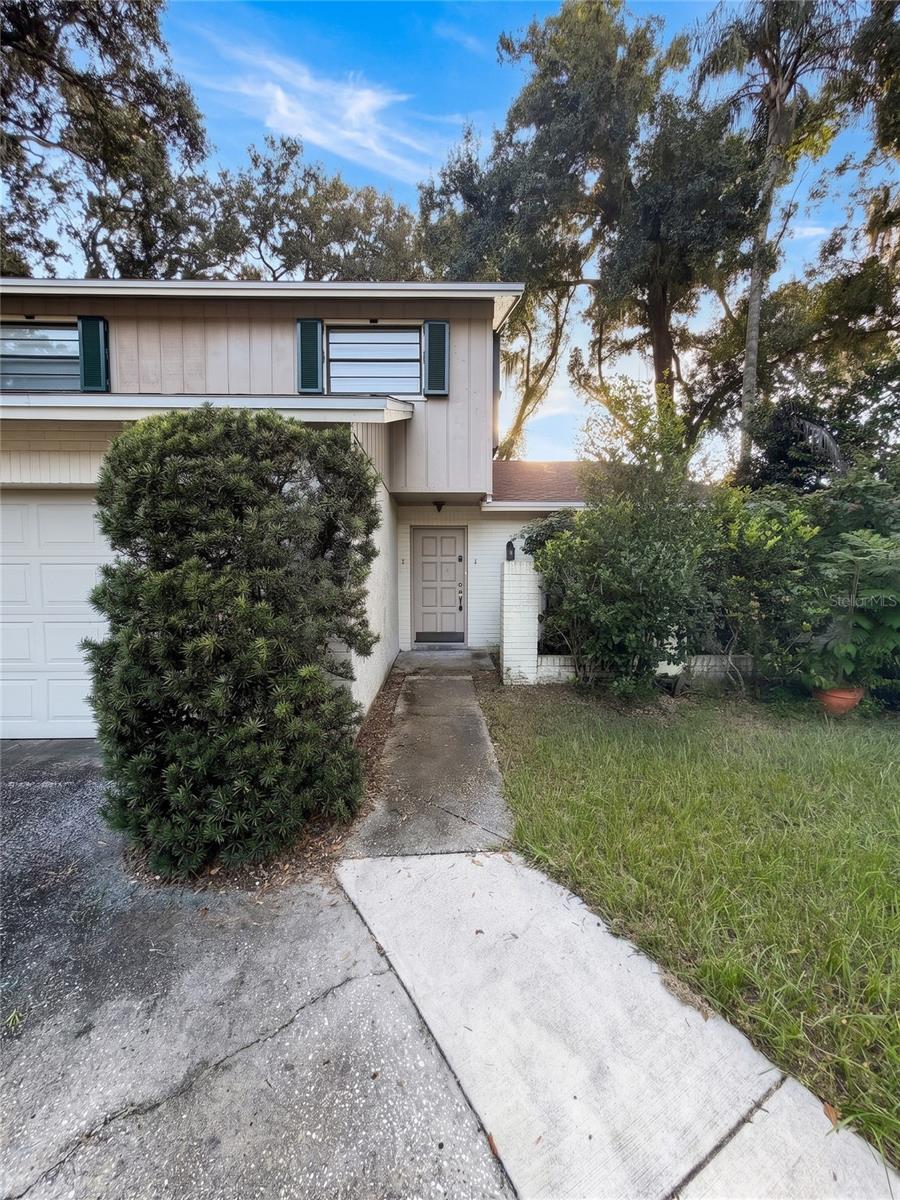 14714 OAK VINE DR