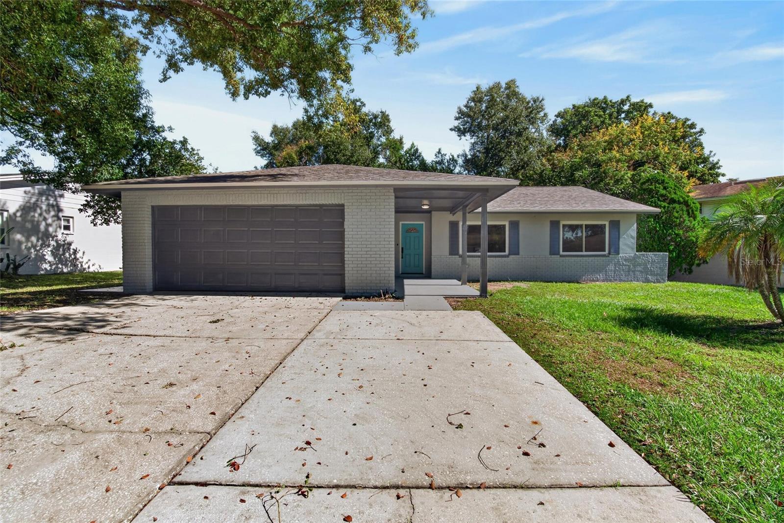 605 HILLPOINT WAY