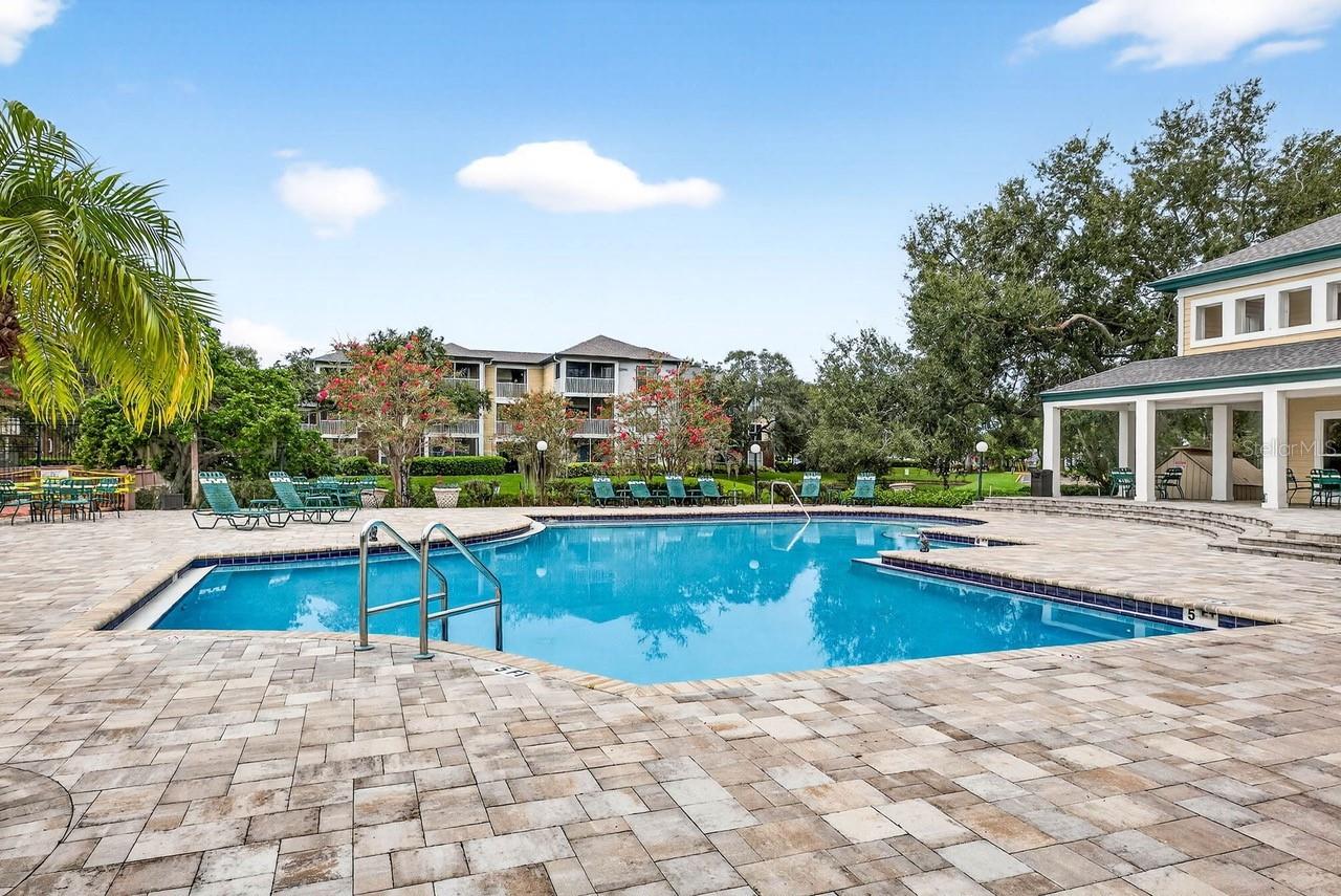 4211 CHATHAM OAK CT #111