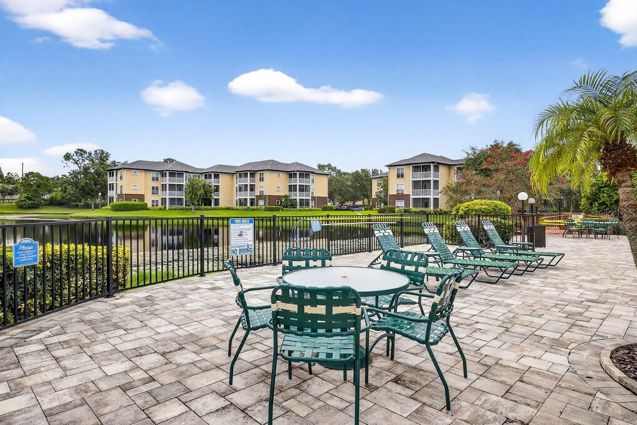 4211 CHATHAM OAK CT #111