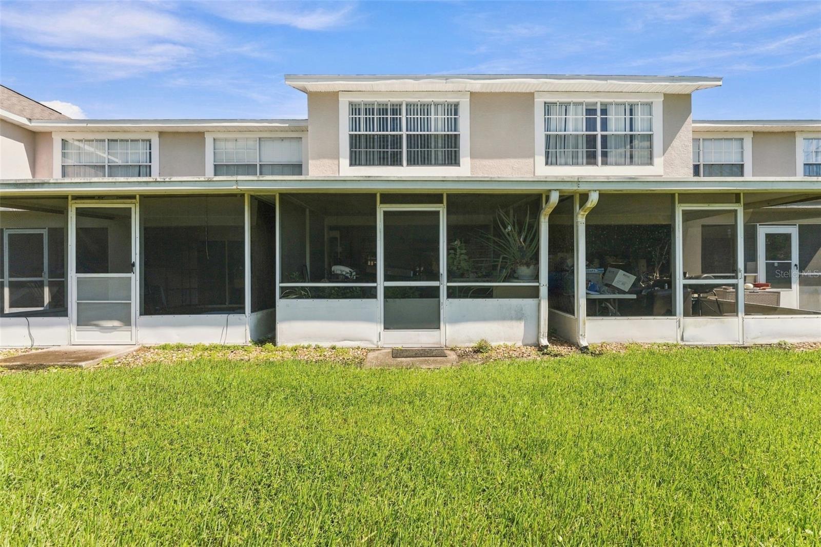 349 KENSINGTON LAKE CIR
