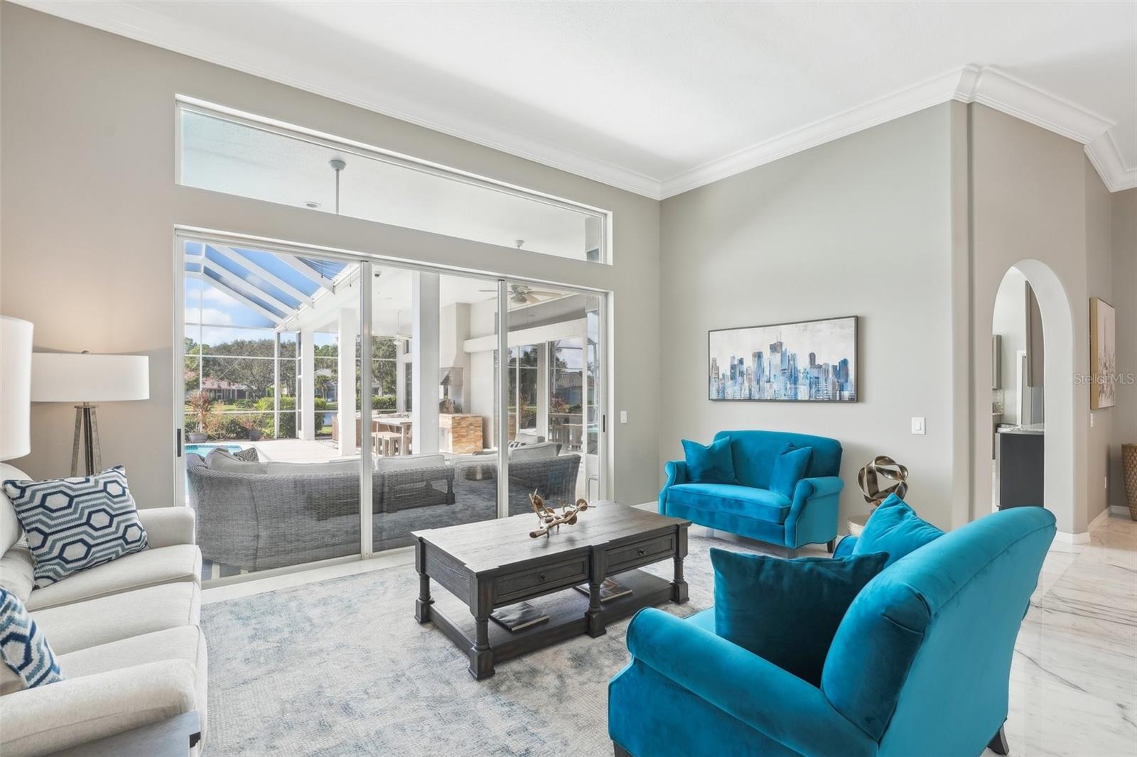 6428 RENWICK CIR
