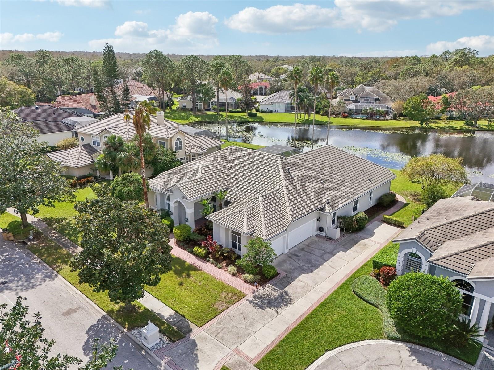 6428 RENWICK CIR