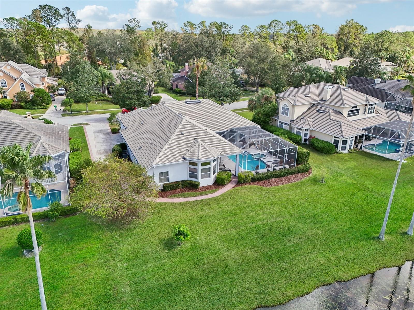 6428 RENWICK CIR