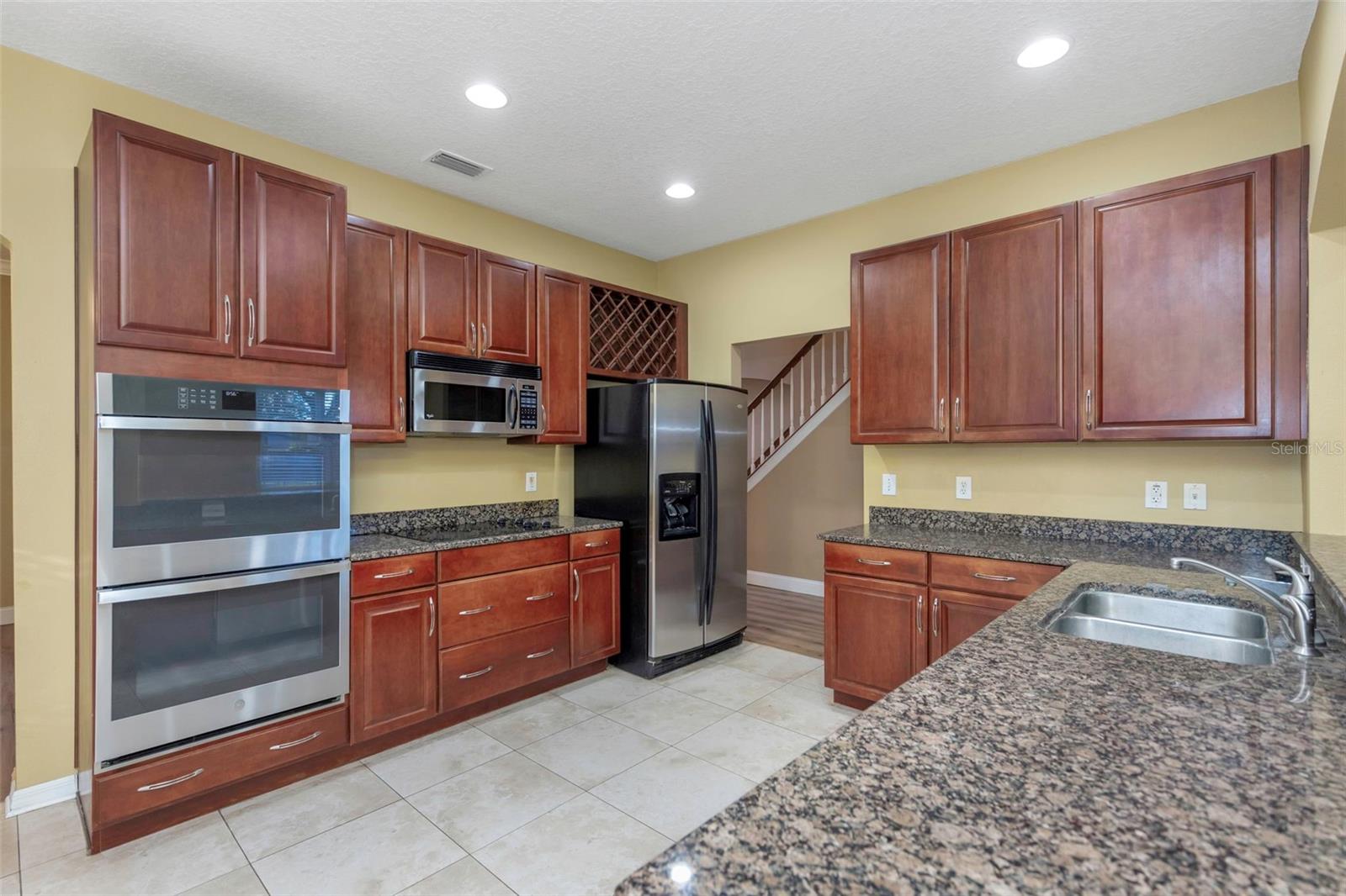1406 MCCREA DR