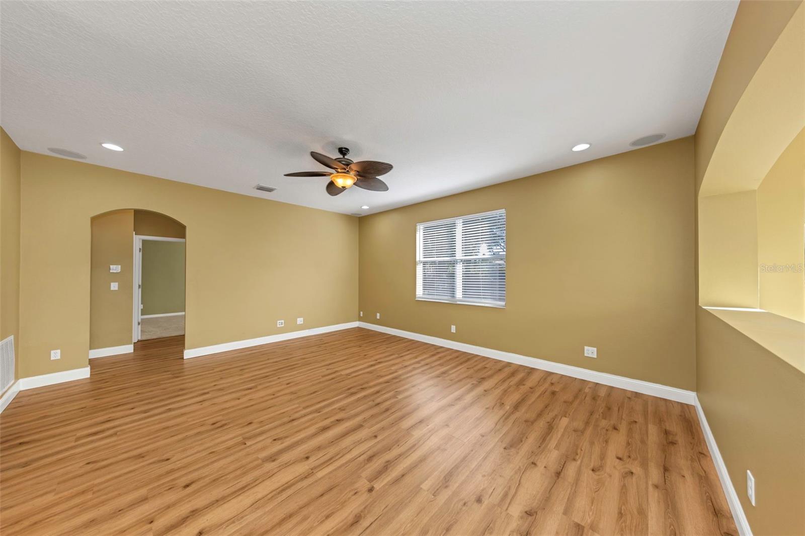 1406 MCCREA DR