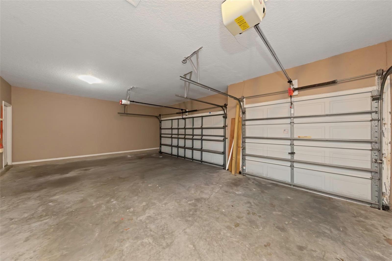 1406 MCCREA DR