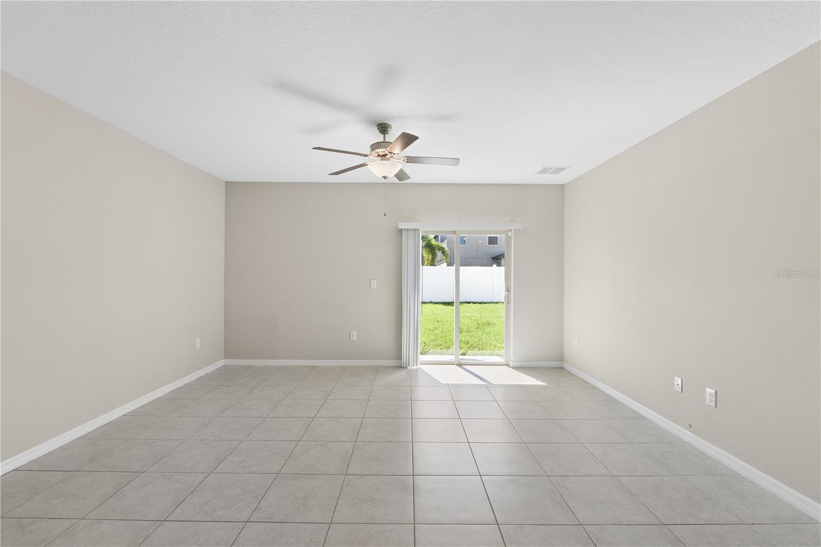 7207 RONNIE GARDENS CT