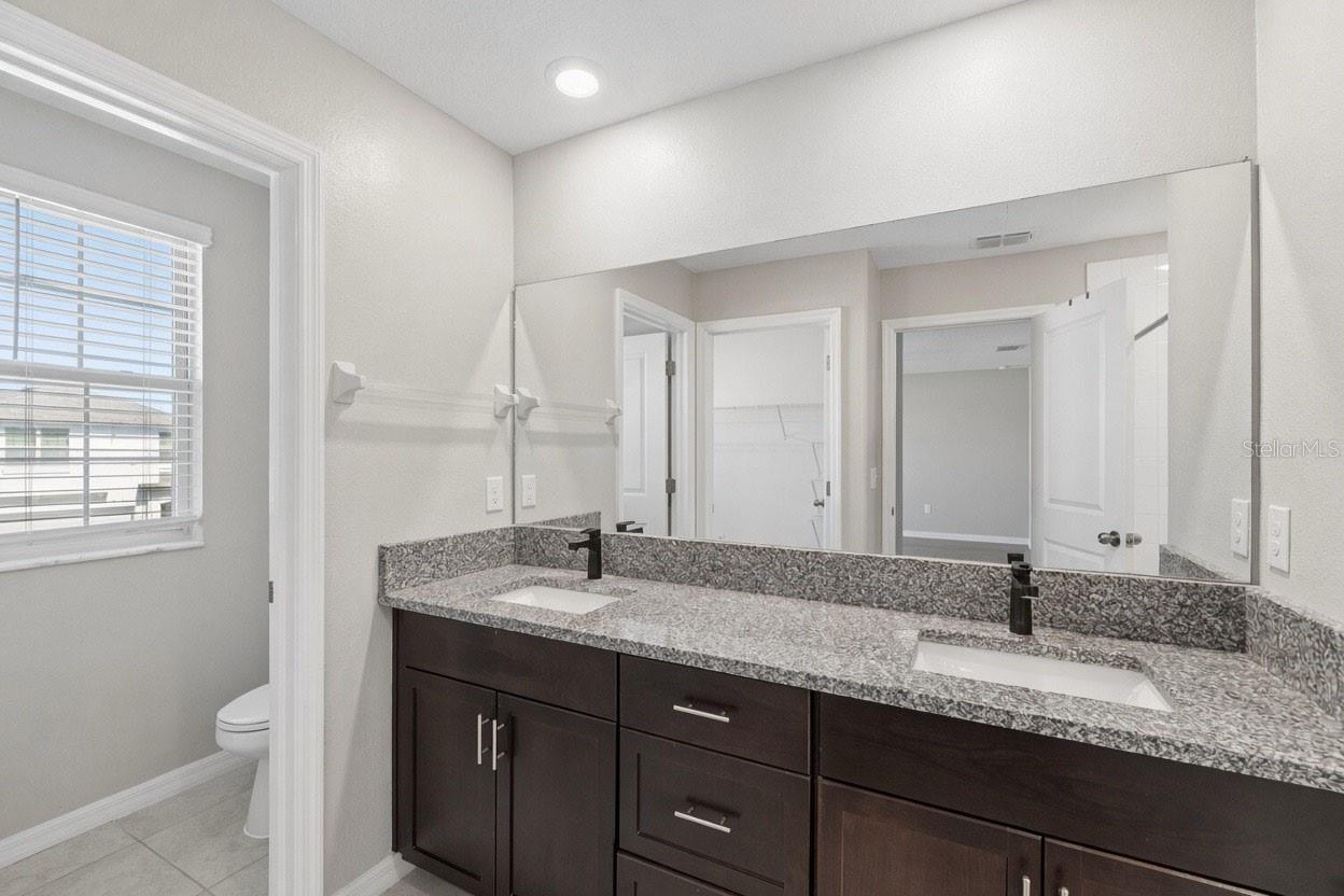 7207 RONNIE GARDENS CT