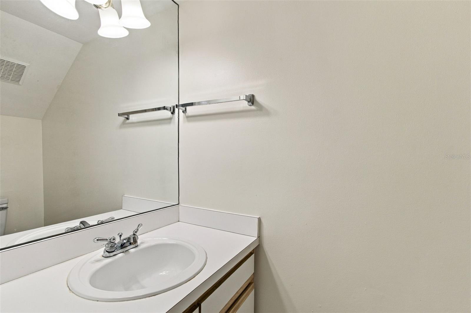 315 S EDISON AVE #8
