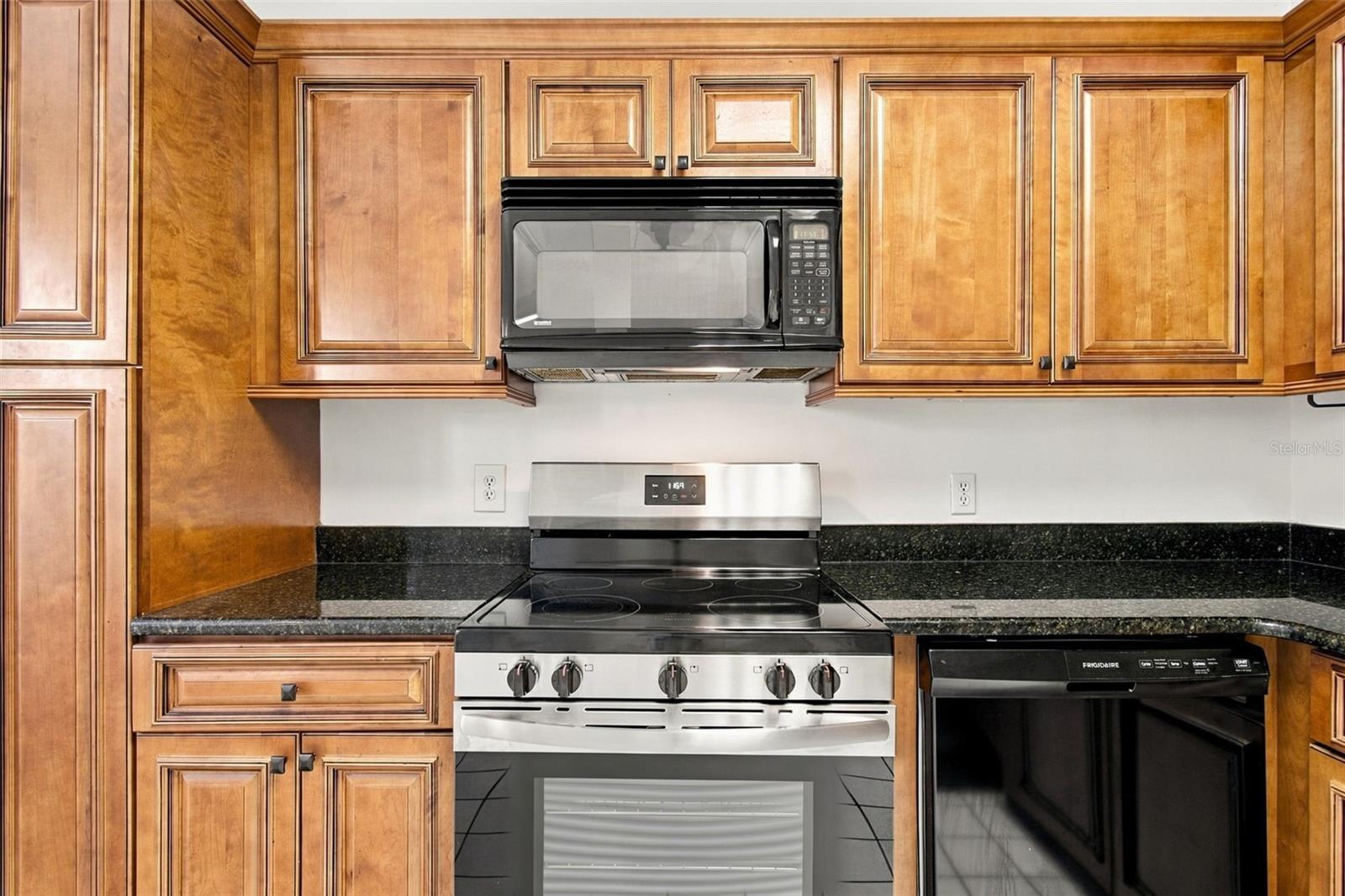 315 S EDISON AVE #8