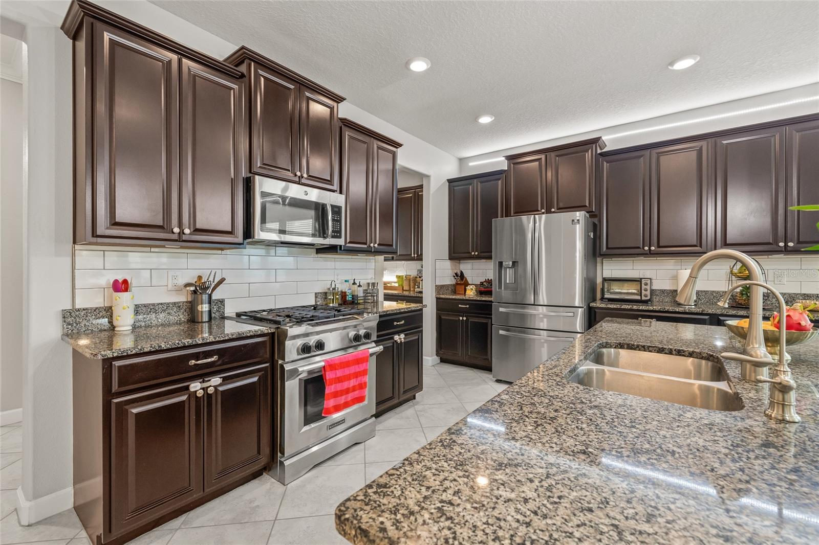 3212 CALVANO DR