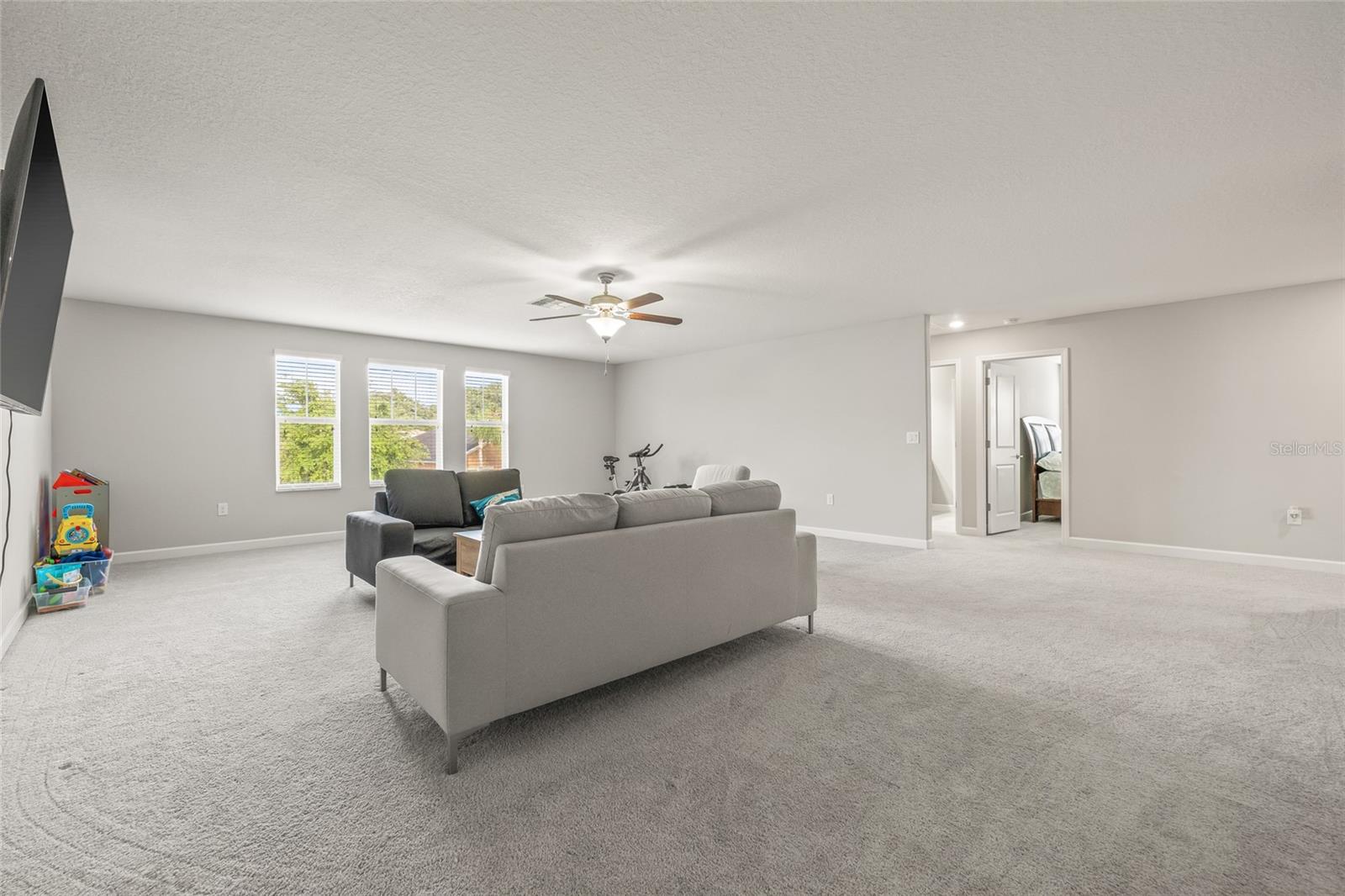 3212 CALVANO DR