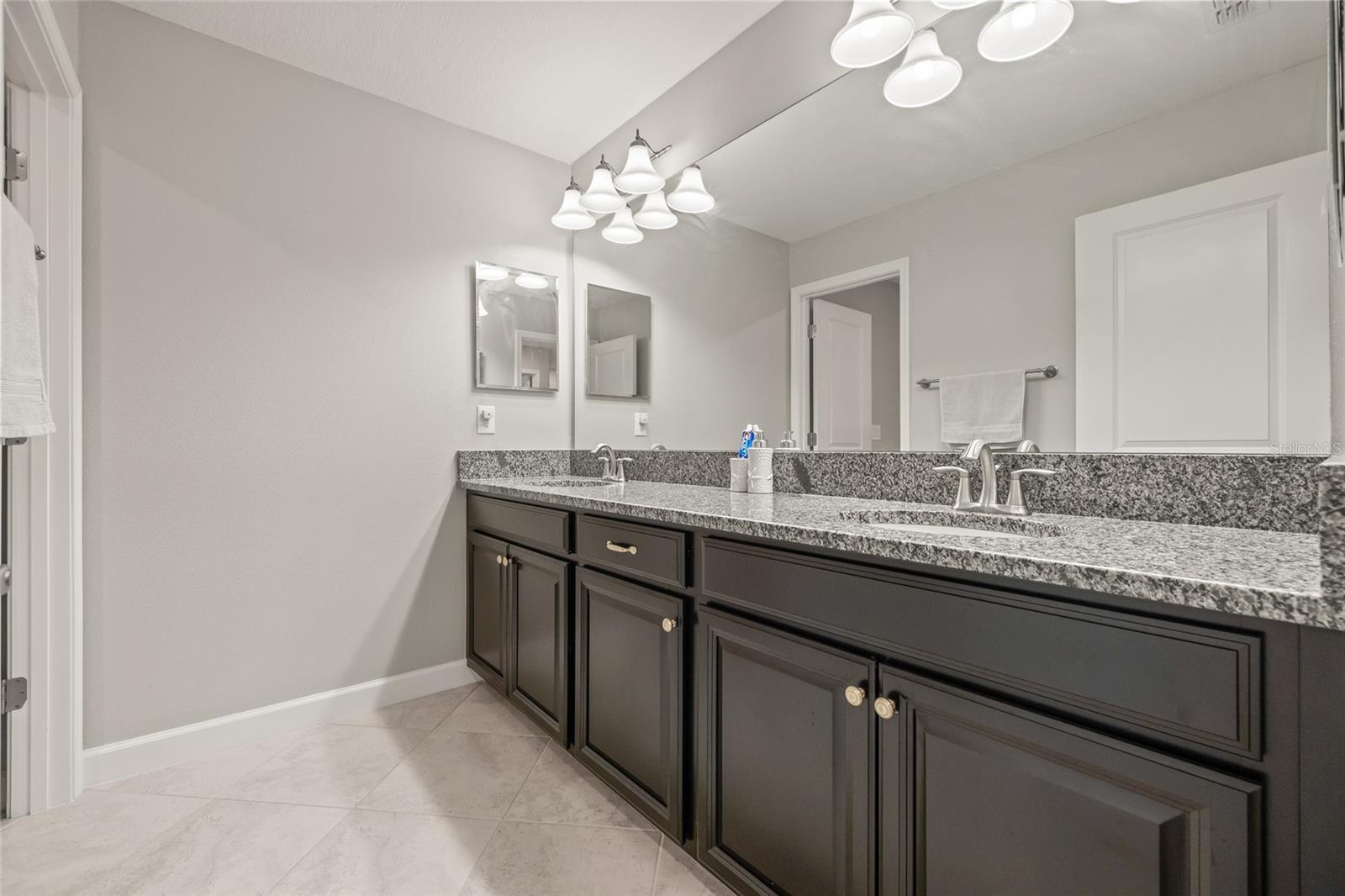 3212 CALVANO DR