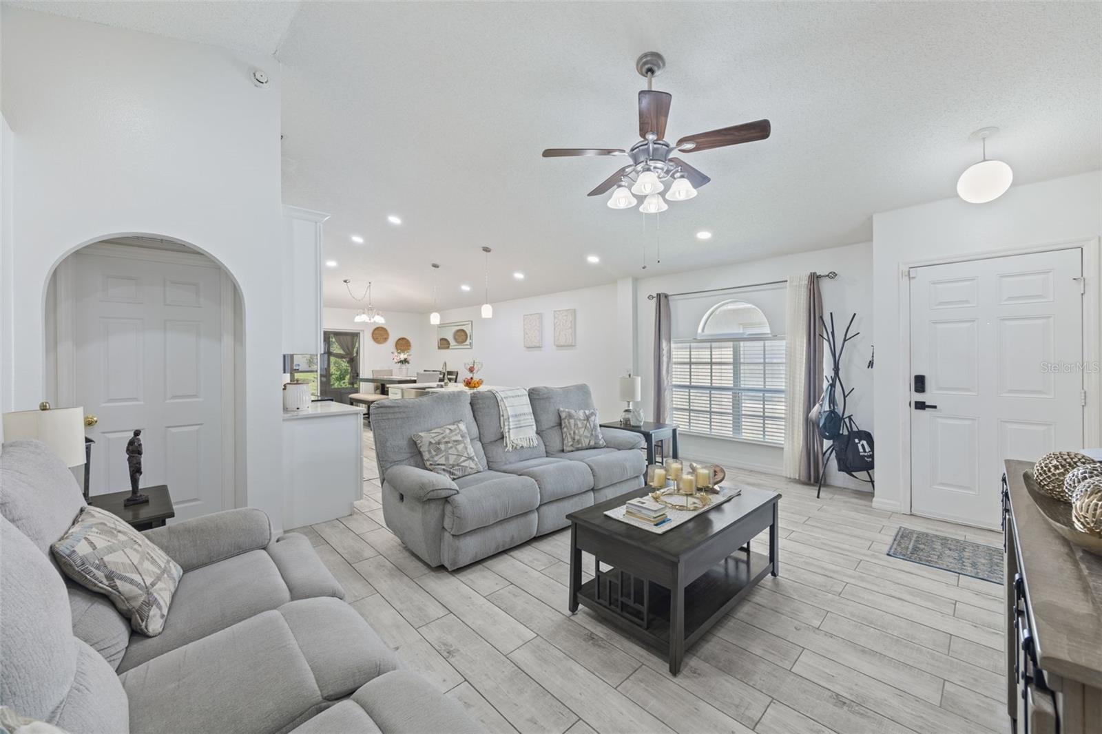 1012 BRENTON LEAF DR