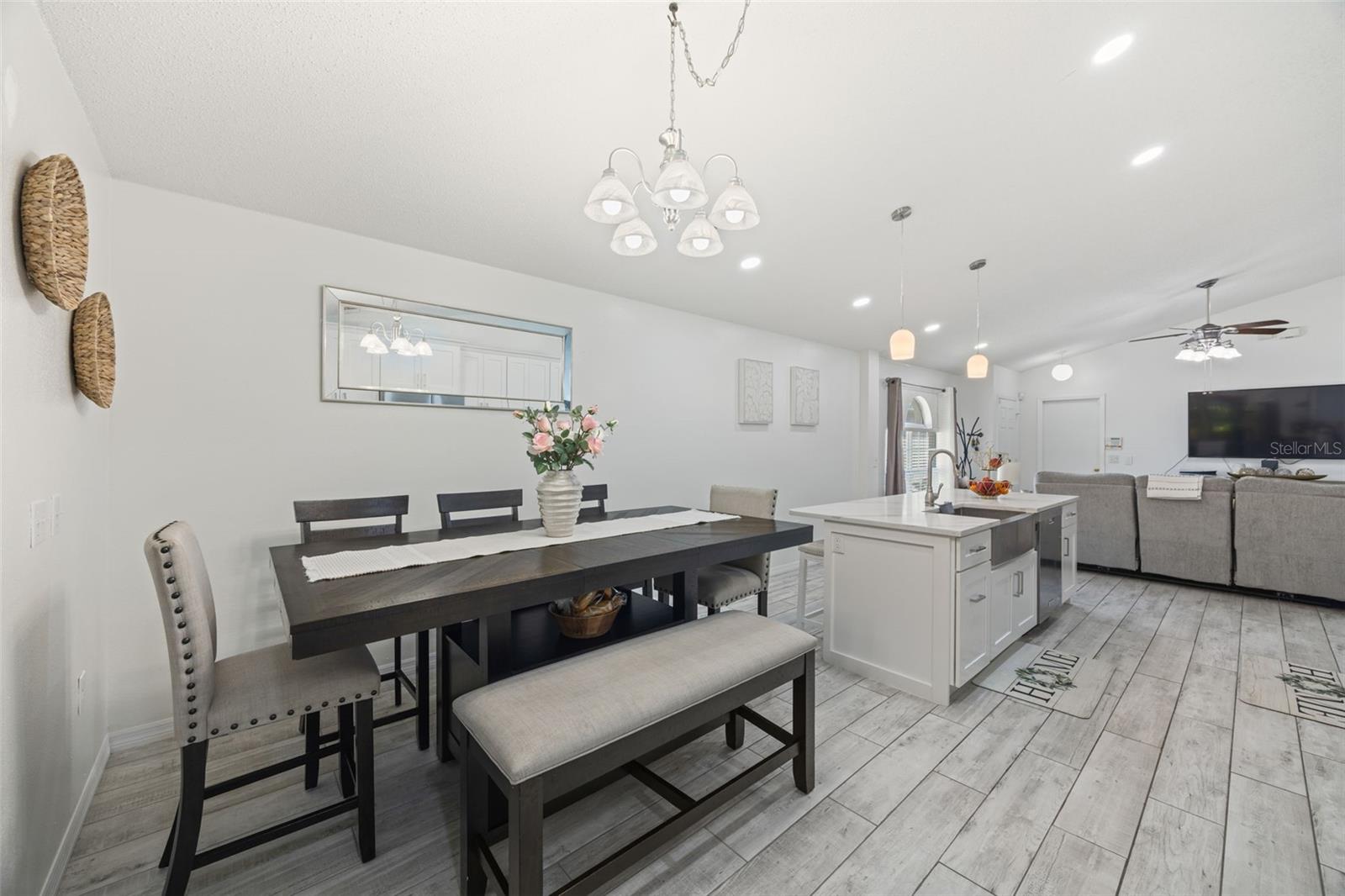 1012 BRENTON LEAF DR